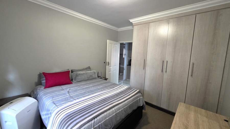 To Let 3 Bedroom Property for Rent in Melodie North West